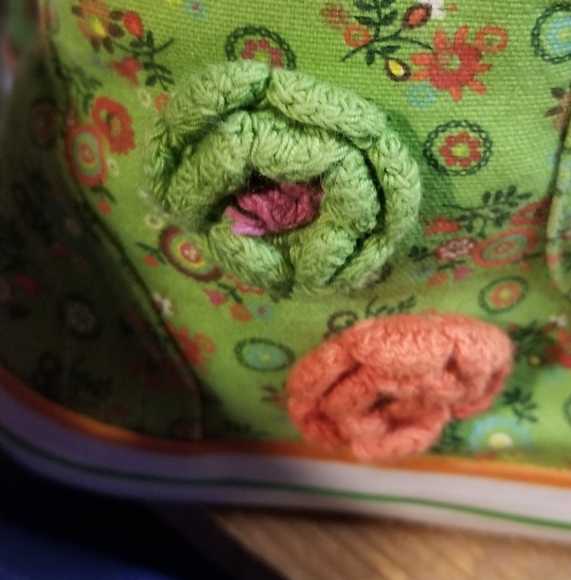 Childrens Place green and orange mid calf lace up sneakers with flowers - Picture 5 of 6